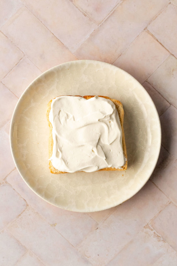 whipped cream on top of bread