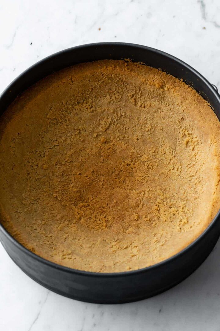 cookie crust for a homemade banoffee pie